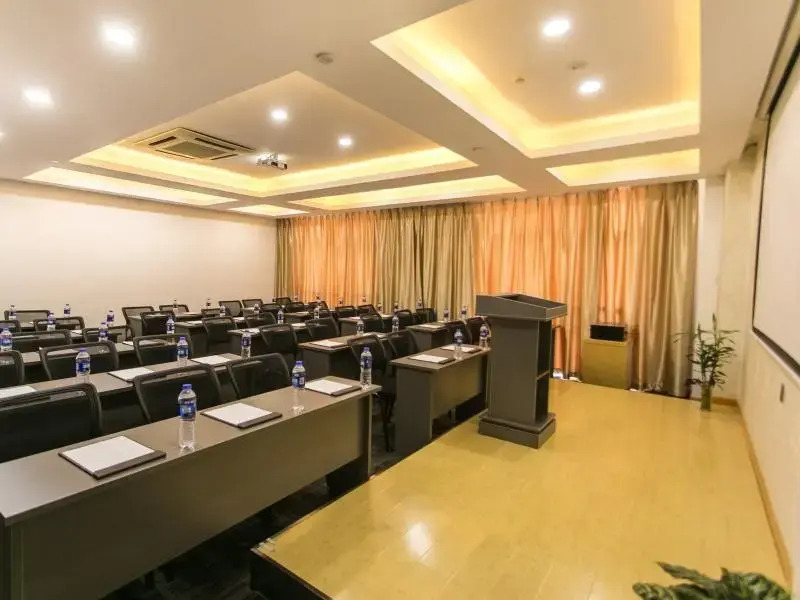 Сучжоу: GreenTree Inn SuZhou Gongyeyuan District Jinji Lake Dushu Lake Gaojiaoqu Business Hotel