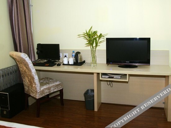 Лянфан: 100 Hotel (Langfang High-speed Railway Station)