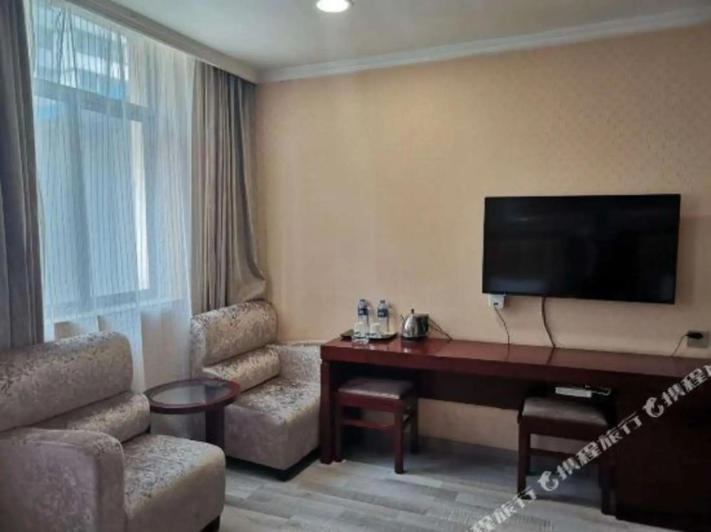 Линься: City Express Hotel