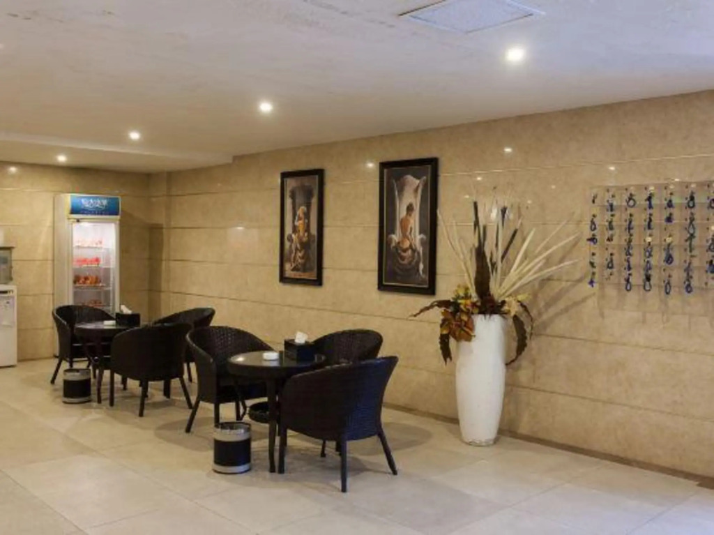 Чжэнчжоу: Binhe  Hotspring  Holiday  Hotel