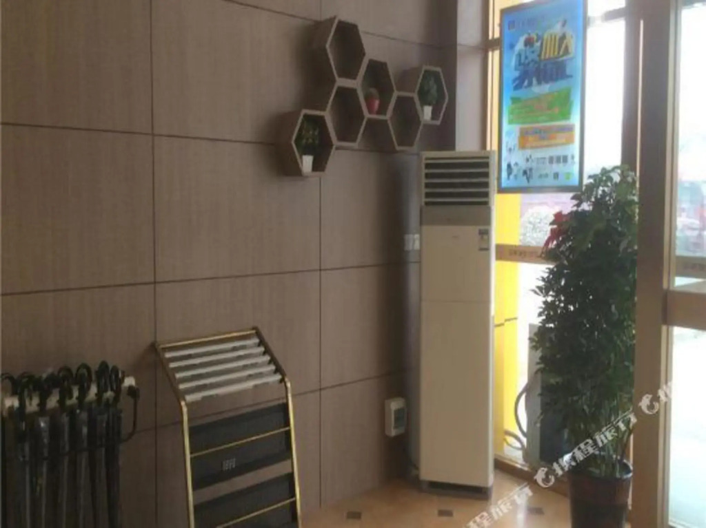 Синтай: Eaka 365 Hotel Qinghe Bohai Road