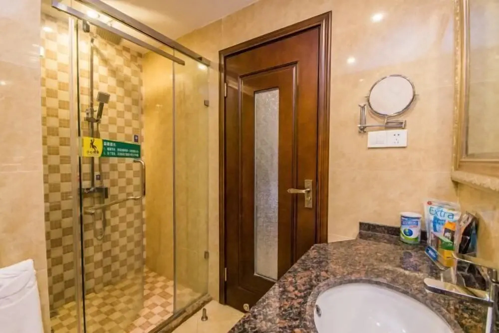 Лешан: Liyuan Hotel