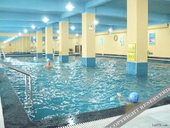 Лишуй: Jianyuan Ciyun Holiday Hotel
