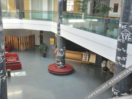 Пуэр: Longtan Hotel