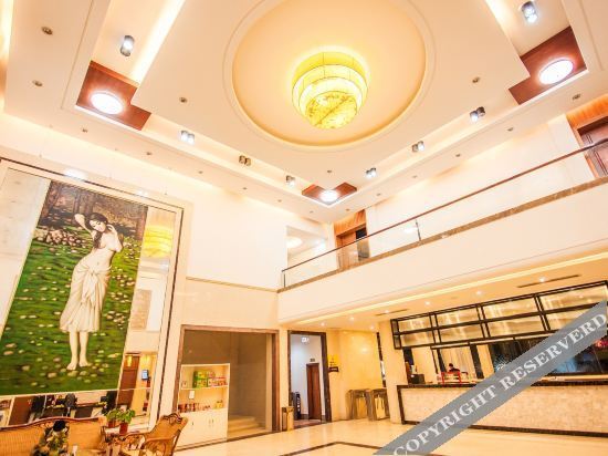 Хойчжоу: Shunyi Oriental baipenhu Hot Spring Hotel (Huizhou Huidong Baipenzhu store)