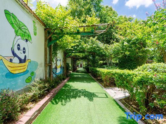 Хойчжоу: Shunyi Oriental baipenhu Hot Spring Hotel (Huizhou Huidong Baipenzhu store)