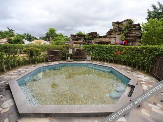 Хойчжоу: Shunyi Oriental baipenhu Hot Spring Hotel (Huizhou Huidong Baipenzhu store)