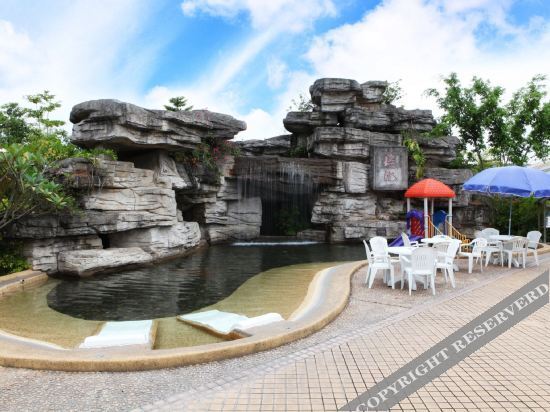 Хойчжоу: Shunyi Oriental baipenhu Hot Spring Hotel (Huizhou Huidong Baipenzhu store)