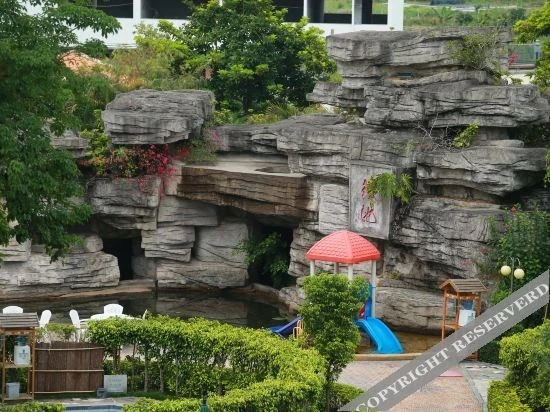 Хойчжоу: Shunyi Oriental baipenhu Hot Spring Hotel (Huizhou Huidong Baipenzhu store)