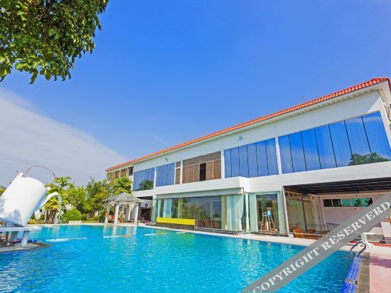 Хойчжоу: Shunyi Oriental baipenhu Hot Spring Hotel (Huizhou Huidong Baipenzhu store)