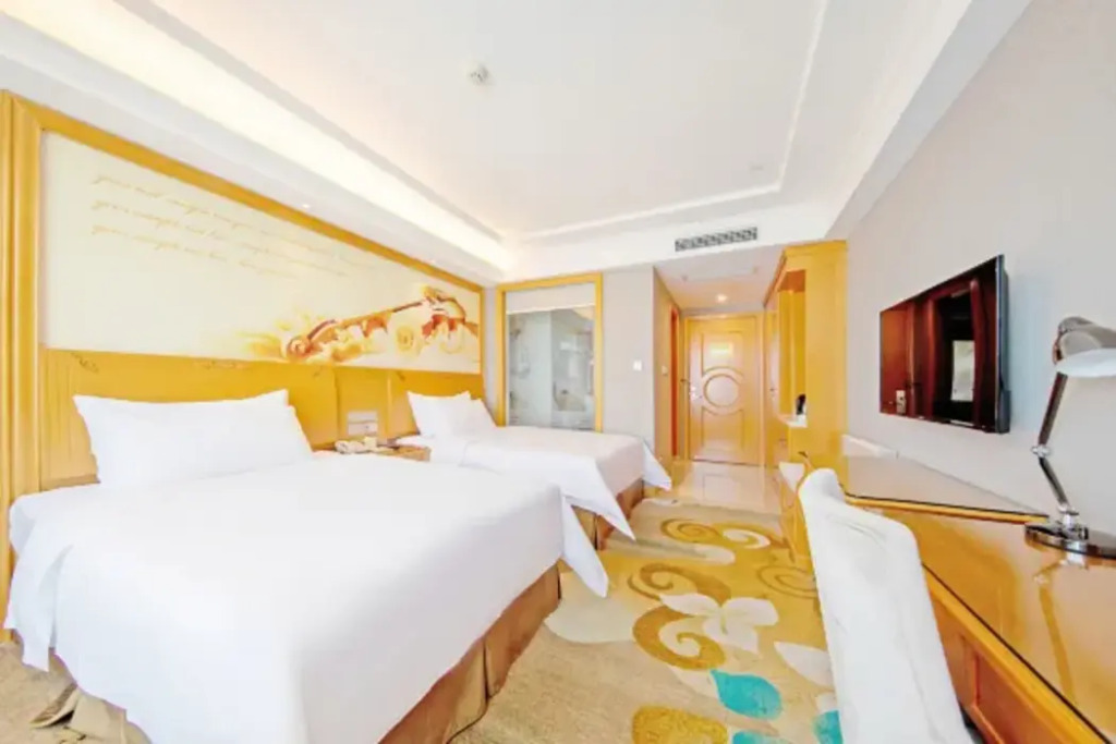 Чжуншань: Vienna Hotel (Zhongshan Ancient Town Haizhou)