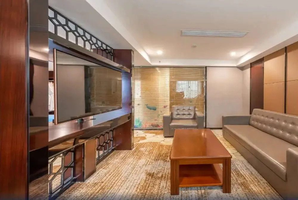 Гуйлинь: Days Inn by Wyndham Business Place Guilin Yishun