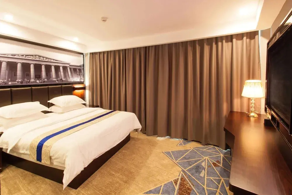 Гуйлинь: Days Inn by Wyndham Business Place Guilin Yishun