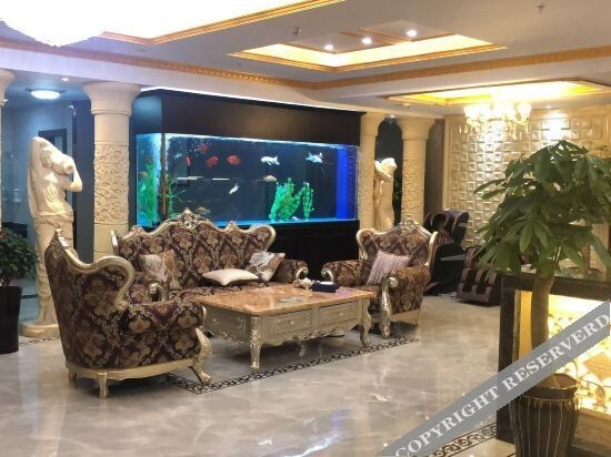 Наньпин: Nanping Guangze Huijin Yinglun Hotel