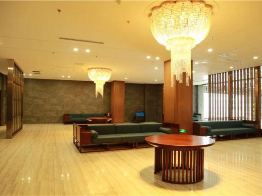 Байшань: Mount Changbai Pangu Hot Spring Hotel