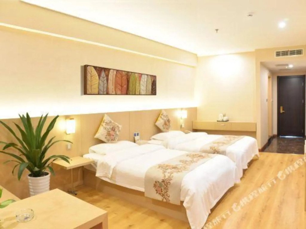 Лянфан: Qianhao Business Hotel