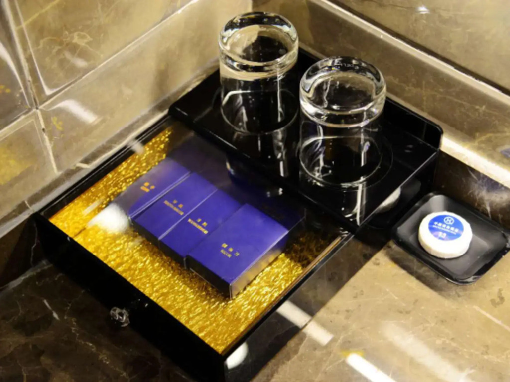 Лянфан: Qianhao Business Hotel