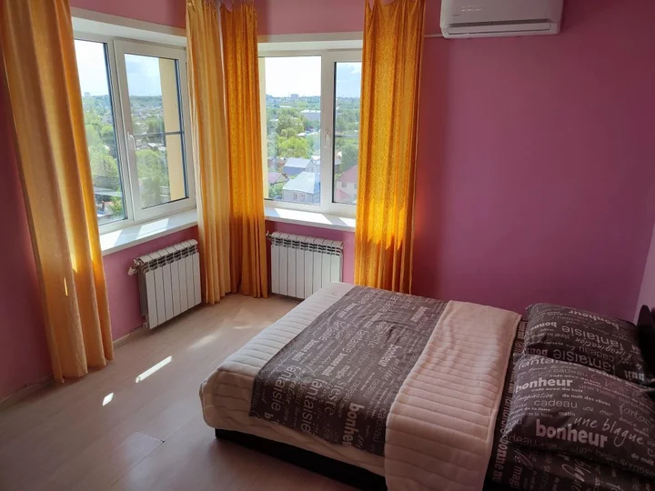 Тамбов: PrezentHaus (ПрезентХаус) на Горького 28