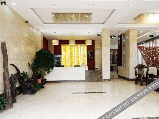 Наньнин: Shengyuan Business Hotel