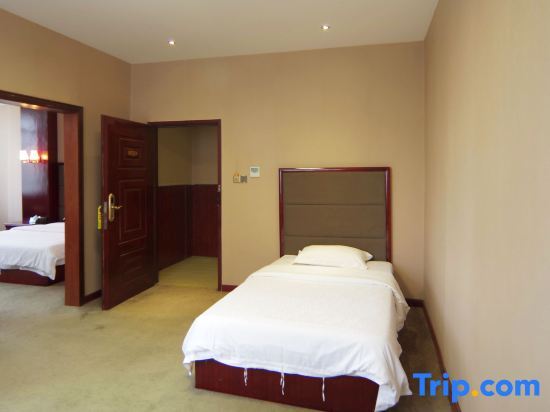 Наньнин: Shengyuan Business Hotel