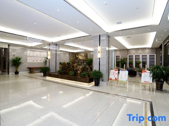 Яньань: Yan'an Liheng Hotel