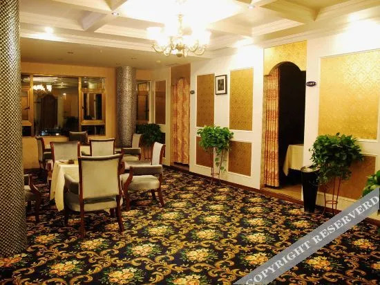 Бачжун: Hongda Hotel (Pingchang Golden Buddha Garden)