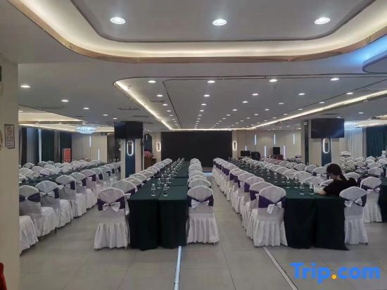 Наньнин: Hengzhou International Hotel