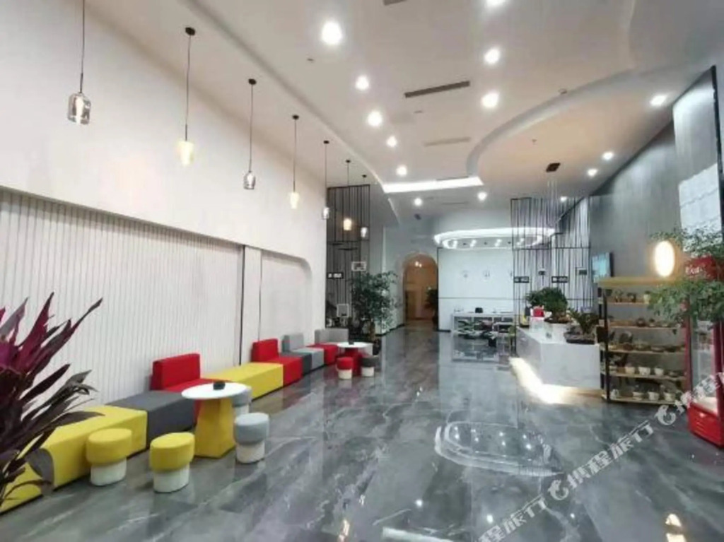 Синъи: Zhongke Hotel