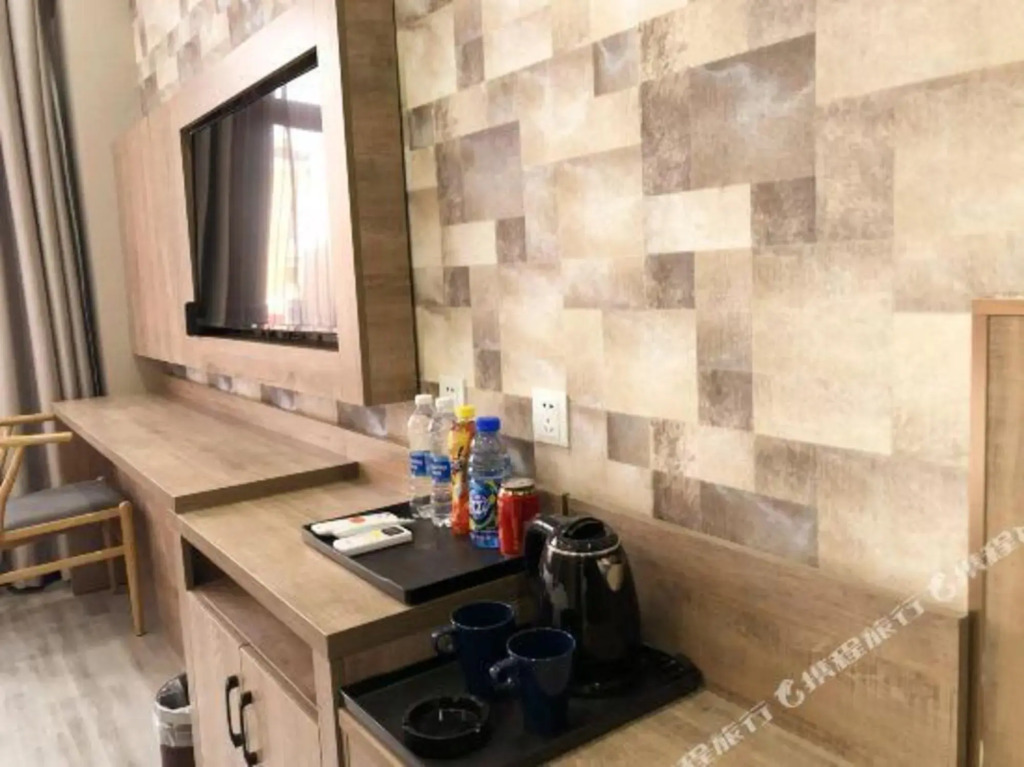 Шэньян: Super 8 Hotel (Shenyang Shenliao Road Industrial University)