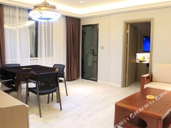 Хуанган: Tuanfeng Tubola Hotel