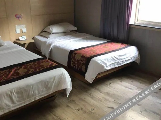 Сяньян: Towo Holiday Hotel (Jingyang Beijigong)