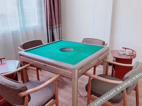 Тайчжоу: Linhai Mingyuan Business Hotel