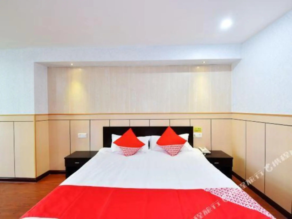 Цюаньчжоу: Wanlong Business Hotel