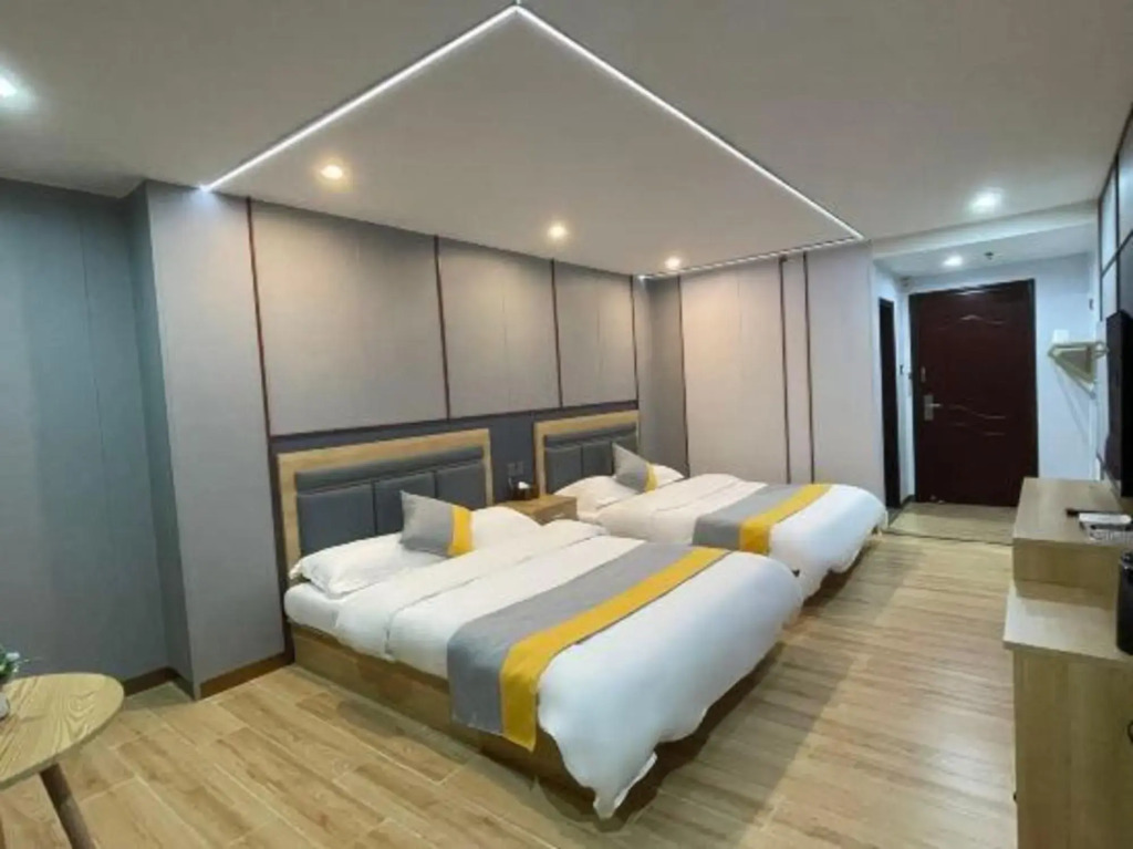 Цюаньчжоу: Wanlong Business Hotel