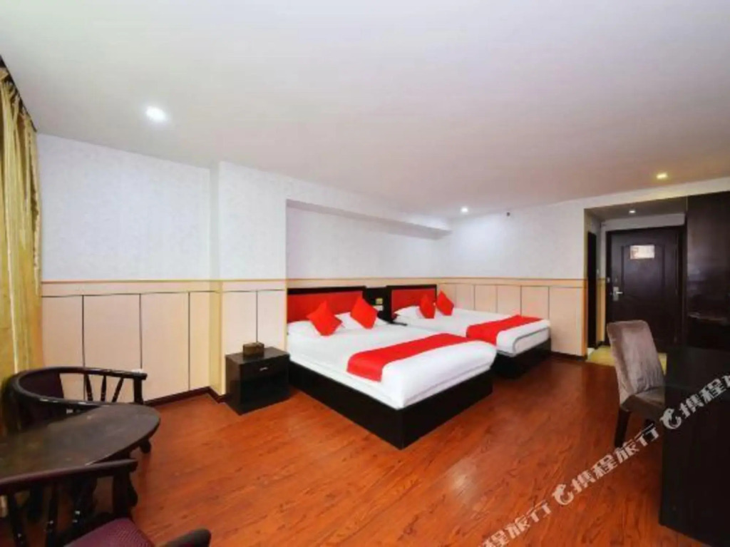 Цюаньчжоу: Wanlong Business Hotel