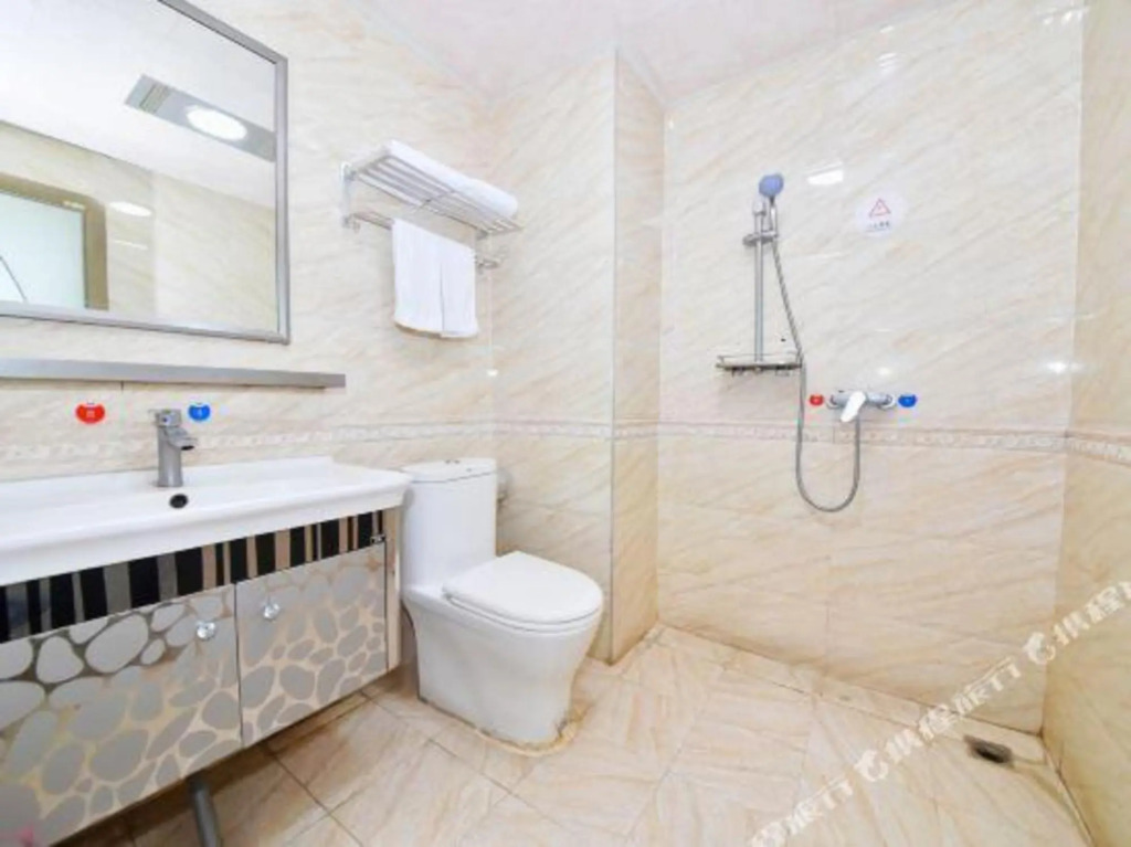 Цюаньчжоу: Wanlong Business Hotel