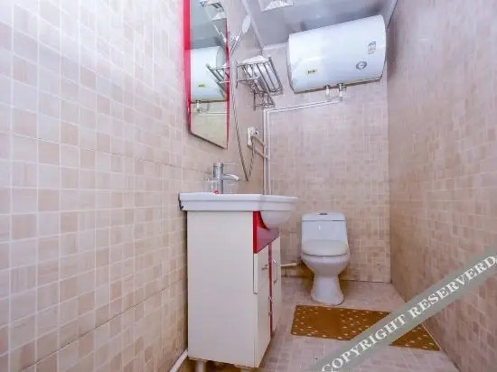 Яньчэн: Week 8 Express Hotel (Yancheng High Speed Railway Station)