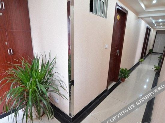 Ухань: Sunshine Convenience Hotel Apartment (Hankou Railway Station)