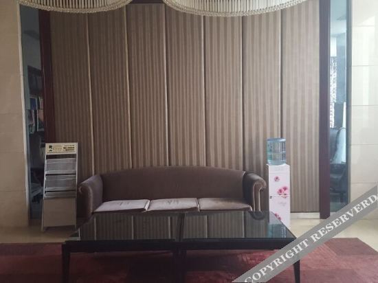Лишуй: Luoshan Golden Sunshine Star Ji Hotel
