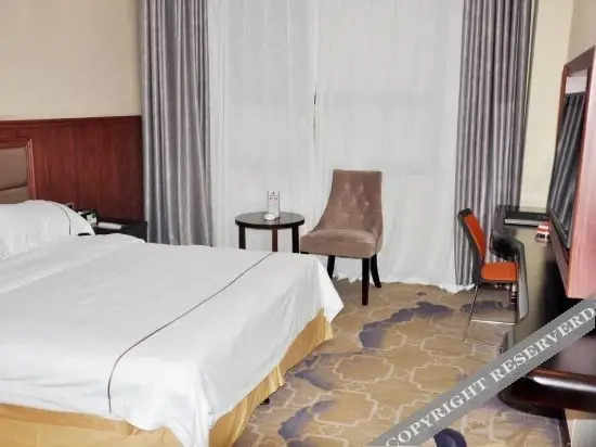 Лишуй: Luoshan Golden Sunshine Star Ji Hotel
