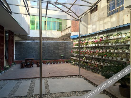 Наньян: Zhenping Shangxuan Hotel