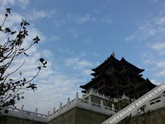 Сяньян: Golden Holiday Inn Qianxian