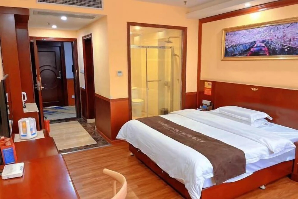 Джиангме: Park Hyatt Business Hotel (Jiangmen East High-speed Railway Station)