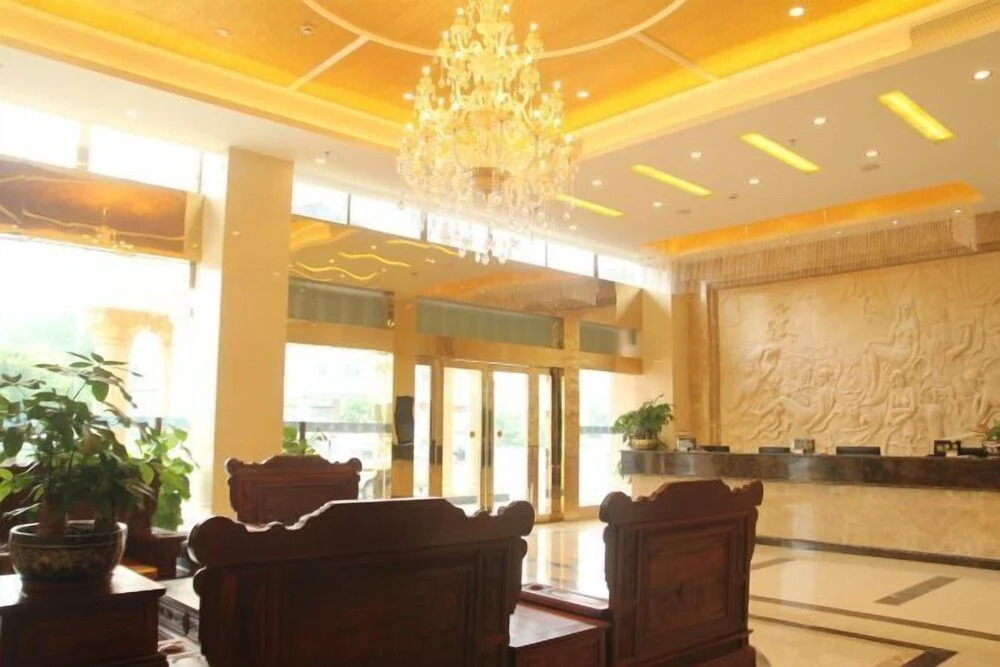 Джиангме: Park Hyatt Business Hotel (Jiangmen East High-speed Railway Station)