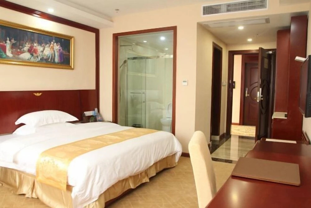 Джиангме: Park Hyatt Business Hotel (Jiangmen East High-speed Railway Station)