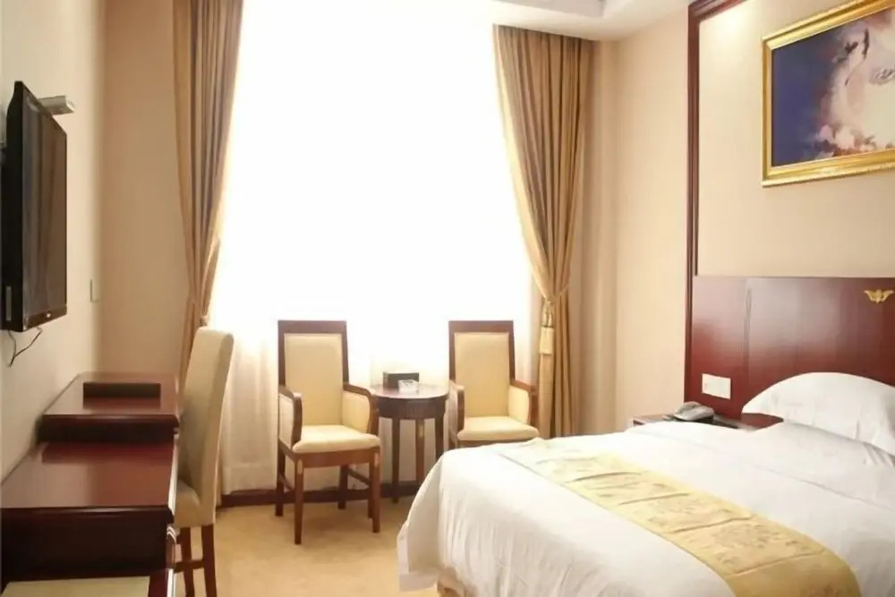 Джиангме: Park Hyatt Business Hotel (Jiangmen East High-speed Railway Station)