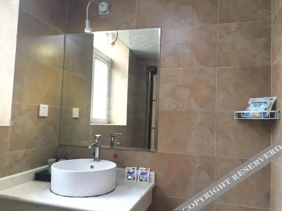 Синьсян: Weihui Lishui Holiday Hotel (Xinxiang Medical College No.1 Affiliated Hospital)