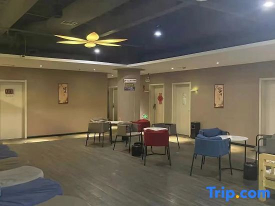 Синьсян: Yixian Sunshine Travel Inn (Xinxiang Hongmen University Town Branch)