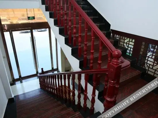 Цзинин: Jinxiang Kaisheng Business Hotel