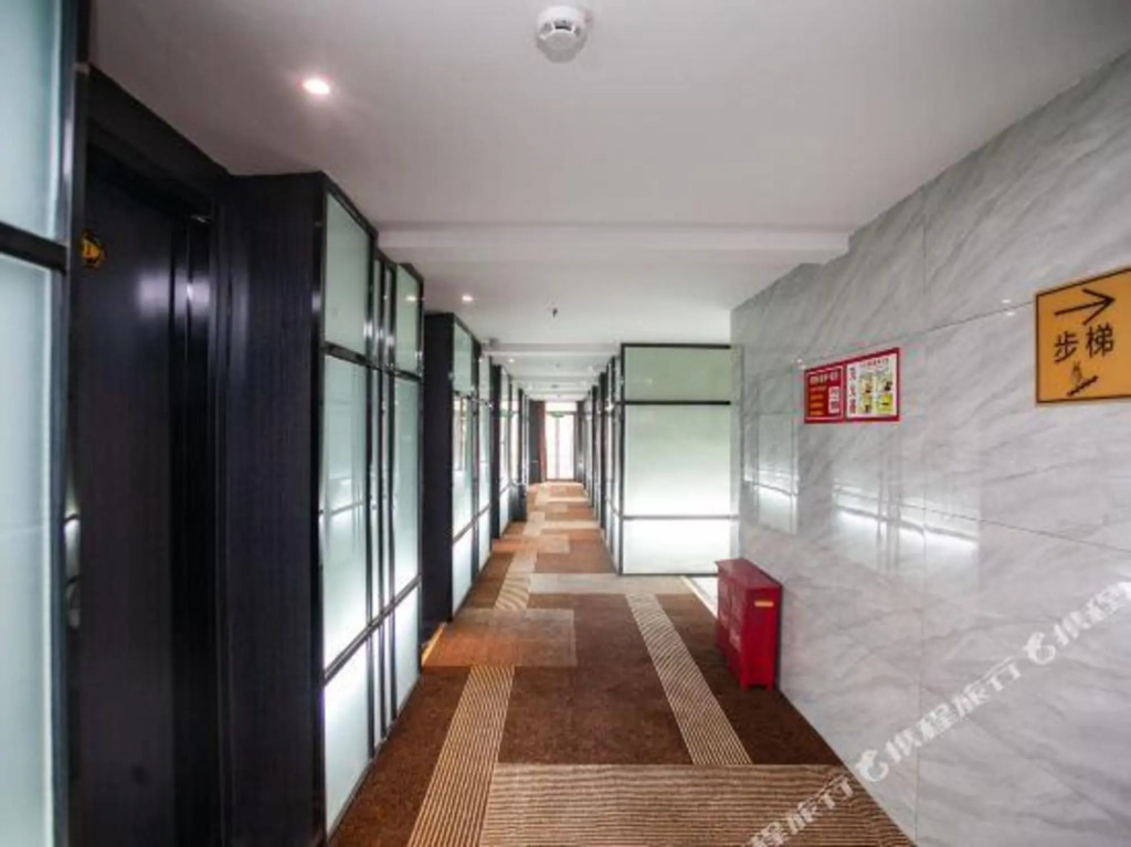Хандань: Eaka 365 Hotel(Handan Fengfeng Fuyang dong Road )